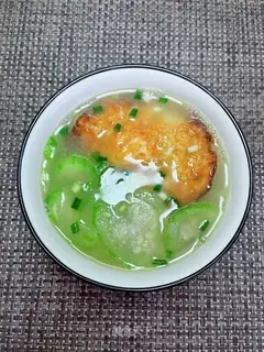 Smelt egg soup