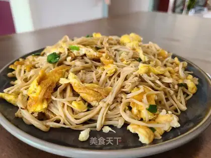 Golden fungus fried eggs