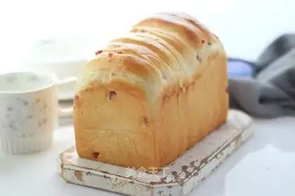 Spring pretzels, cheese toast