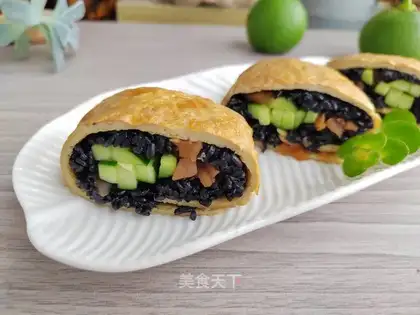 Sour egg rolls