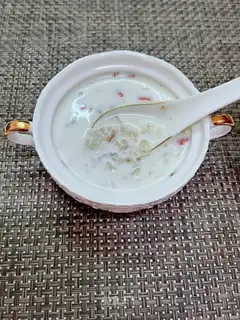 Silver oatmeal