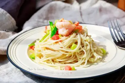 ♪ Time food and noodles ♪