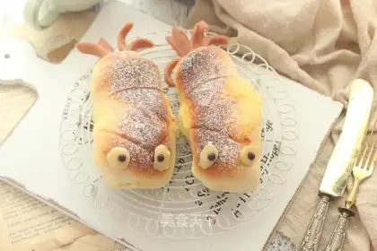 Japanese doodle bread