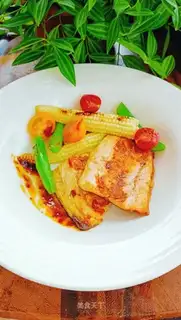 Fried salmon