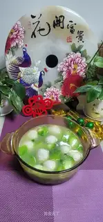 Eelsball melon soup