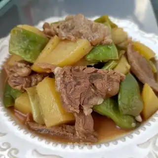 Beef stew and potatoes