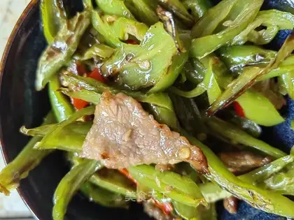 Pepper beef