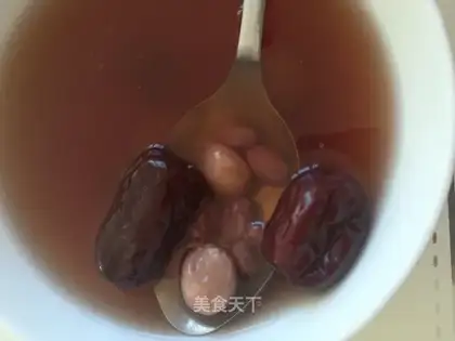 Three red soup