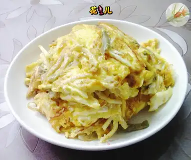 Squeeze the raisin and egg stand