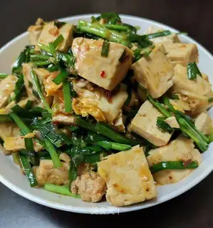 Meat and eggs and tofu