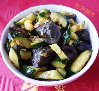 Cucumber pineapple