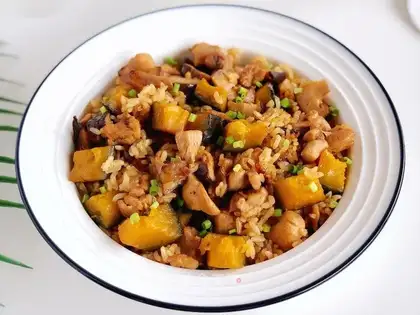 Pumpkin chicken-leg rice