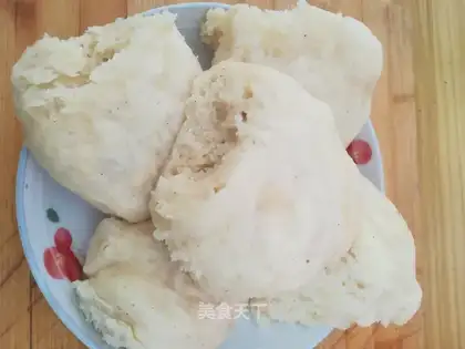Milky eggs with noodles