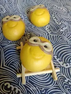 Little yellow bean bag