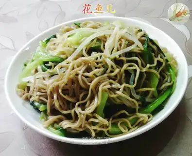 The green bean sprouts with a green noodle