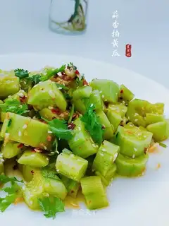 Garlic cucumber