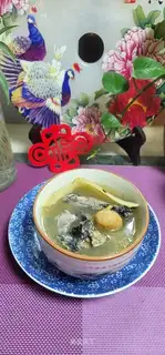 Fantasy fruit, cucumber soup