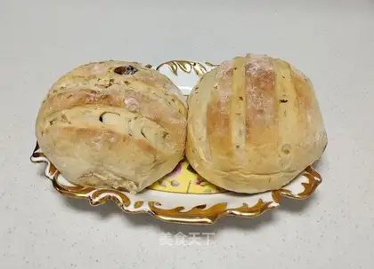 A groceries bread