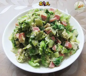 Roasted sausage eggs and lettuce