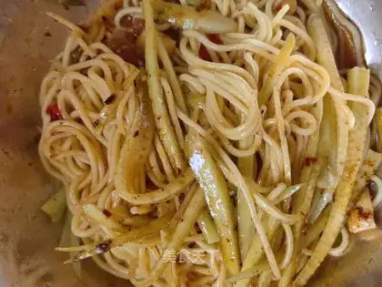 Spicy noodles