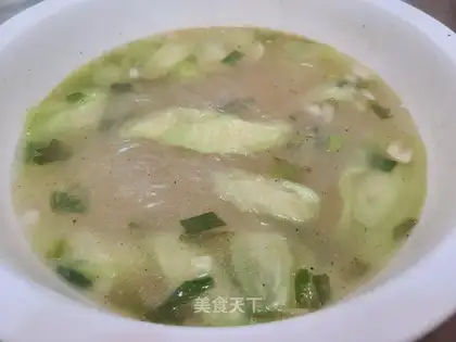 Spoon fan soup