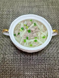 Plum soup