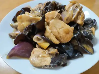 Wood and onion fried rooster