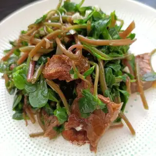 Beef veal gravy