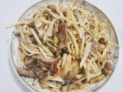 Scrambled meat