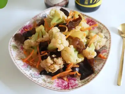 Cool-mixed ear cabbage