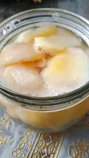 Homemade peach cans