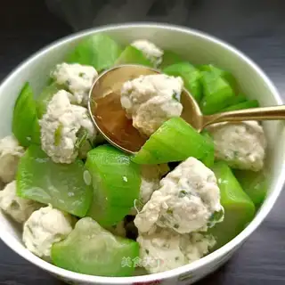 Smelt chicken meatballs
