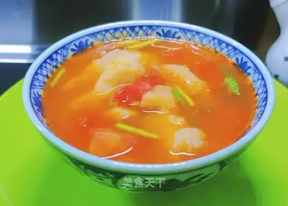Tomato lobster soup