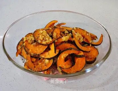 Garlic pumpkins