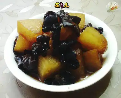 Black-mucked melon