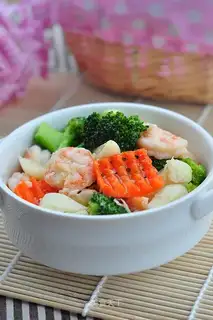 stir-fried shrimp with broccoli