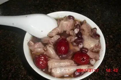 Chicken claw, lotus seed and peanut soup