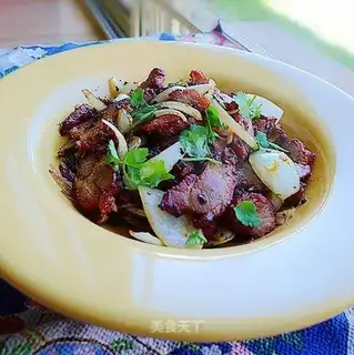 stir-fried pork with spicy sauce