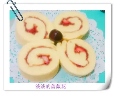 Strawberry cake roll