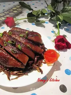 Braised pork with dried bamboo shoots