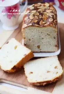 Cheese raisin toast