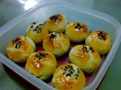Q Heart Bean Paste Crispy