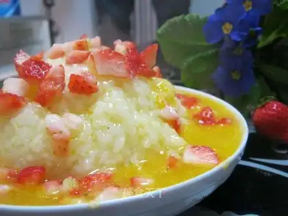 glutinous rice with honey sauce