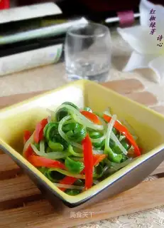 stir-fried green sprouts with red pepper