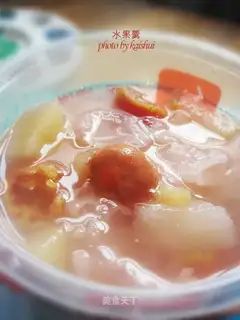 Tremella fruit soup