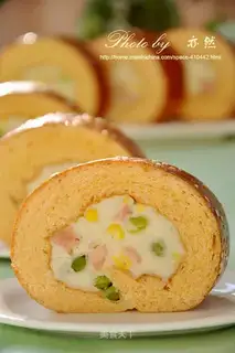 Golden cheese roll