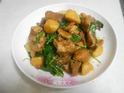stir-fried chicken with potatoes