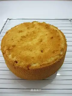 Hurricane cake