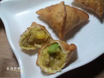 Curry fried triangle