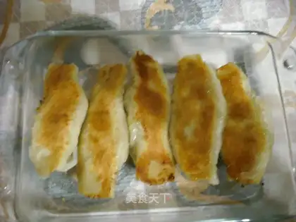 Three delicacies pot stickers
